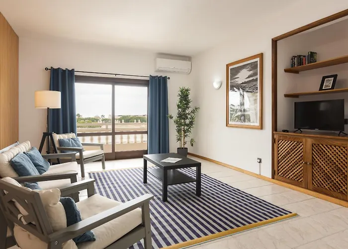 De Santa Eulalia Ii - فيلة البوفيرا