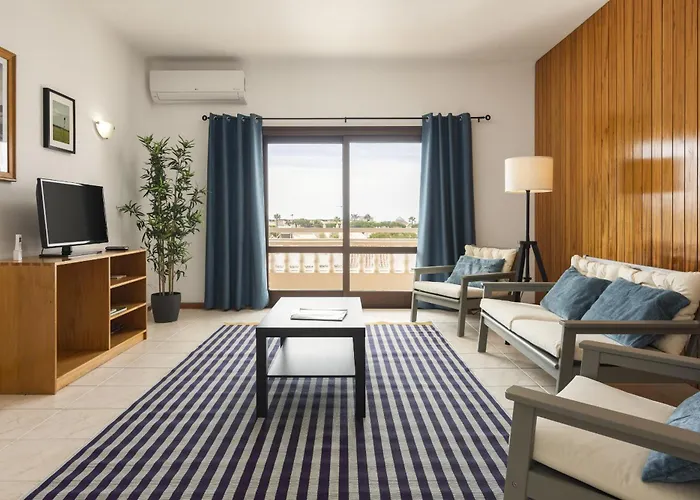 De Santa Eulalia Ii - فيلة